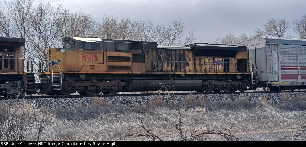 UP 8916